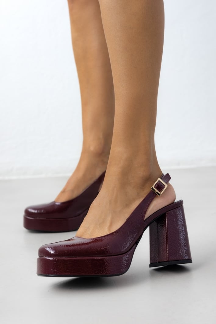 Γόβες Slingback λουστρίνι με ανοιχτή φτέρνα tfp