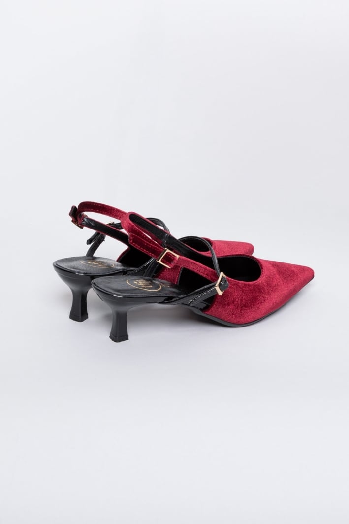 Γόβες μυτερές slingback από ύφασμα velvet TFP