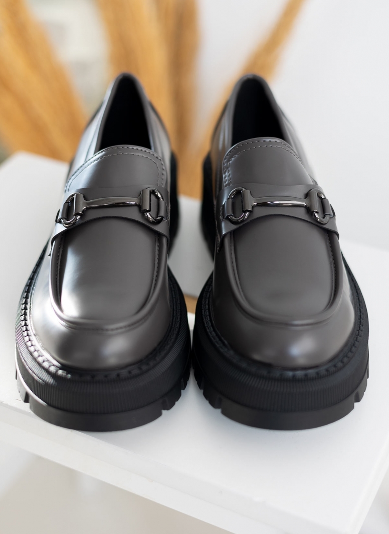 Loafers chunky σε ματ χρώματα