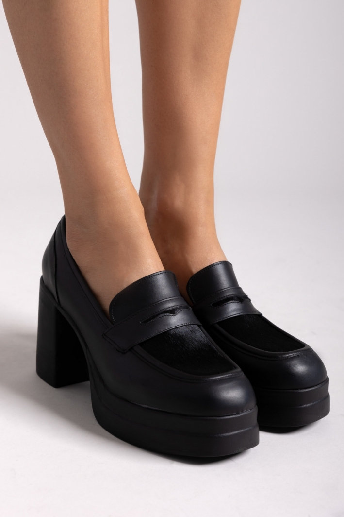 Loafers δερμάτινα με τακούνι TFP