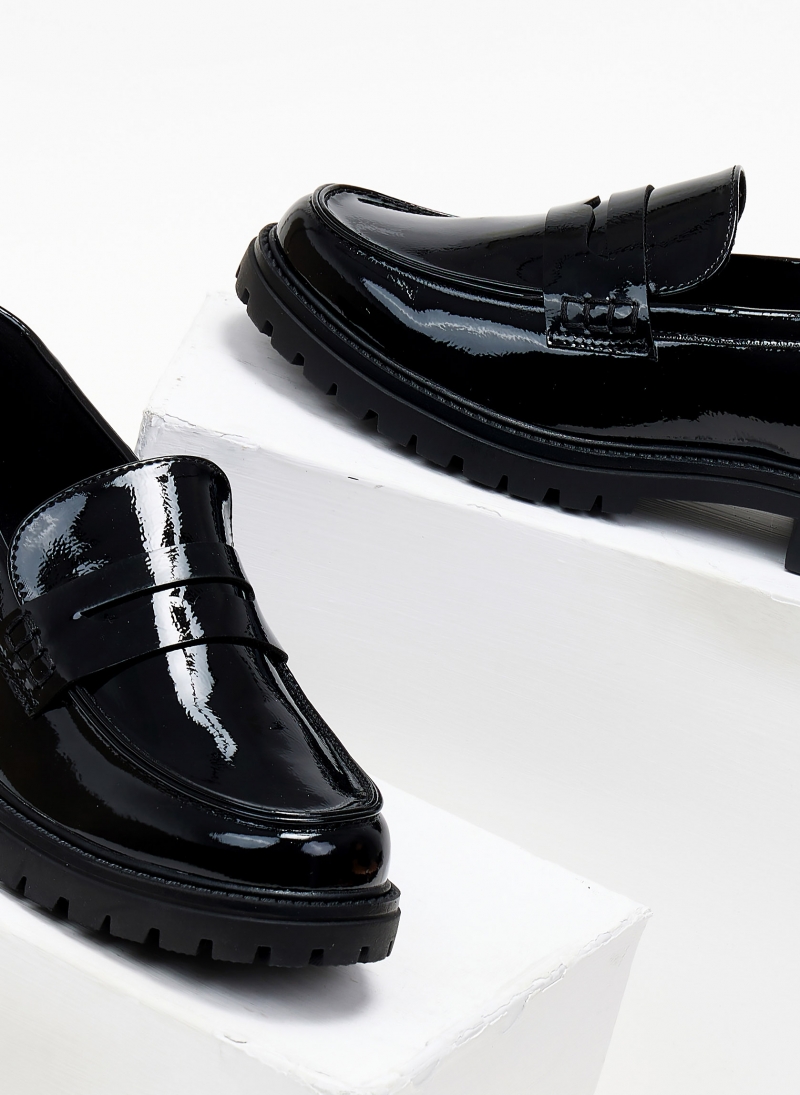 Loafers φλατ λουστρίνι Xti 143128