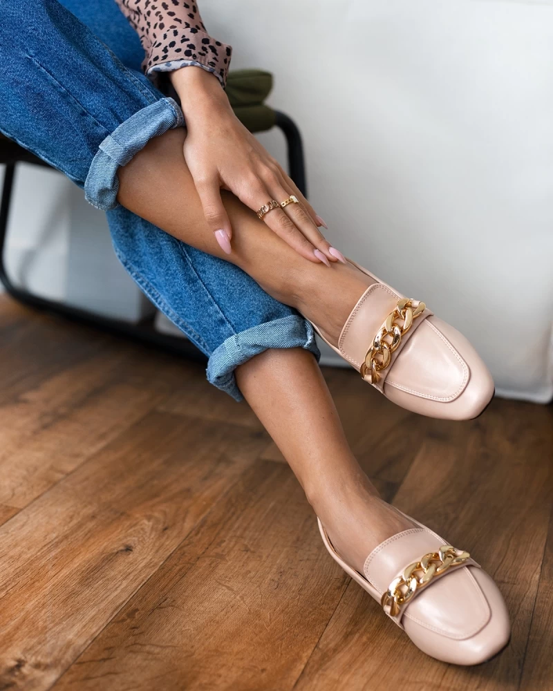 Loafers με αλυσίδα