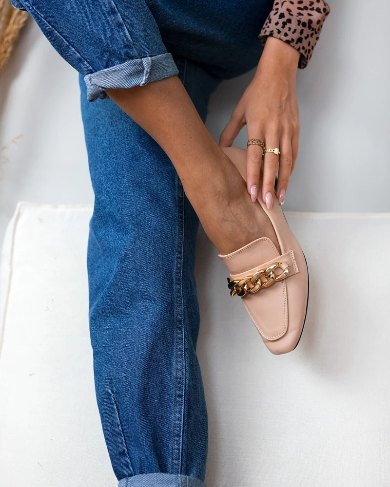 Loafers με αλυσίδα