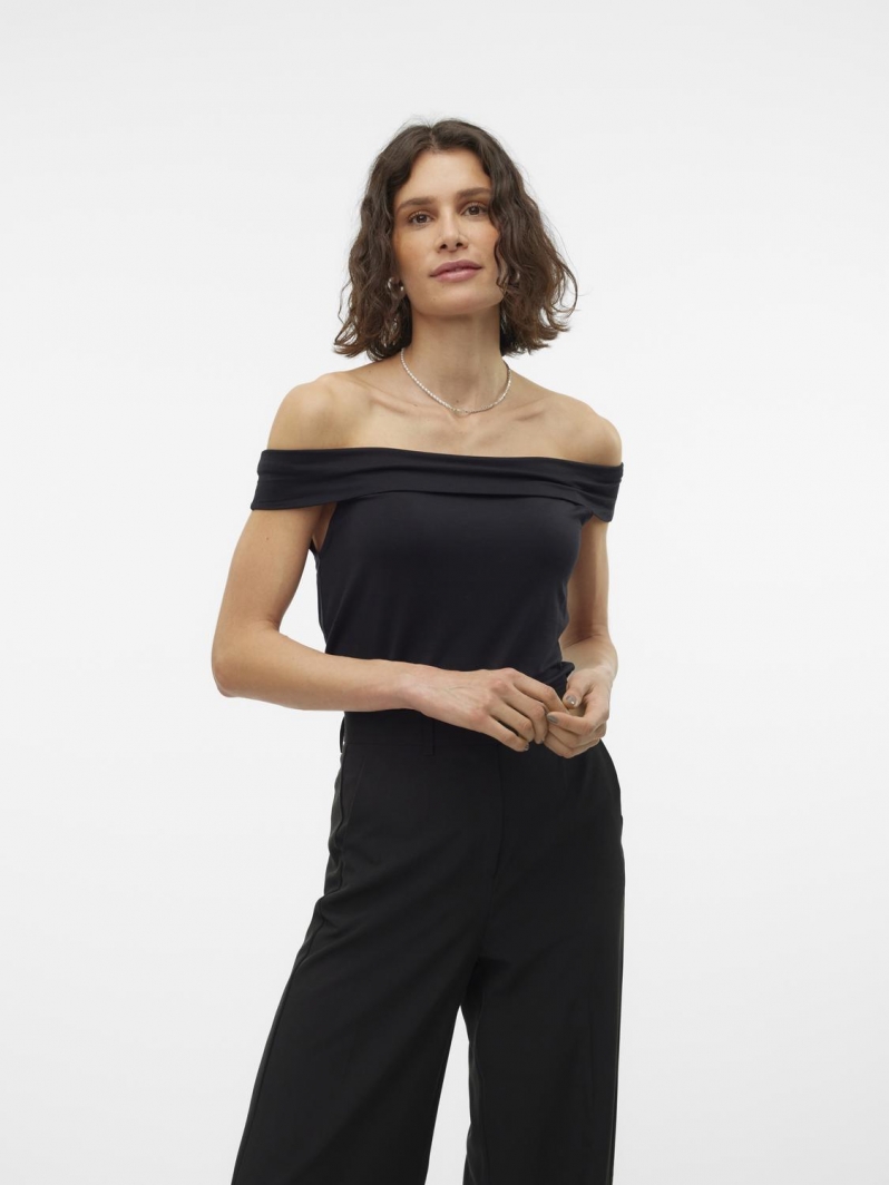Μπλούζα με ανοιχτούς ώμους AWARE by Vero Moda 10307367