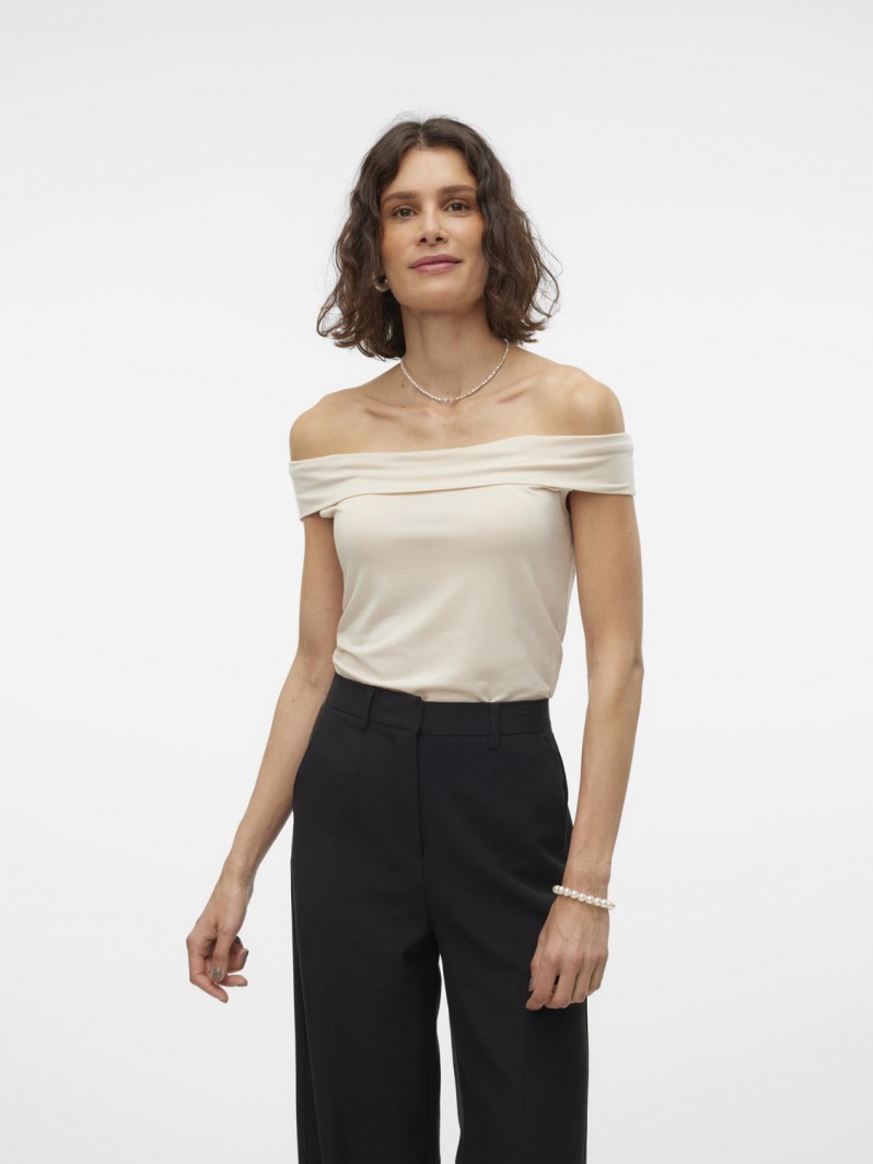 Μπλούζα με ανοιχτούς ώμους AWARE by Vero Moda 10307367