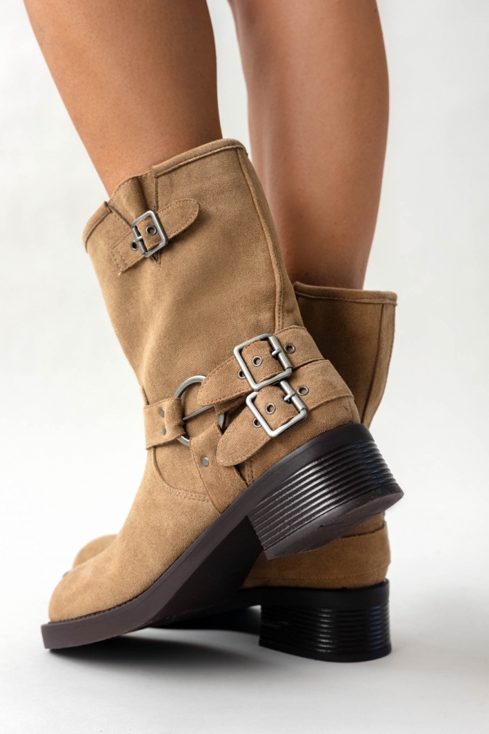 Μποτάκια biker suede με κρίκο