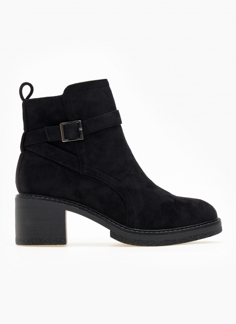 Μποτάκια casual suede με ζωνάκι
