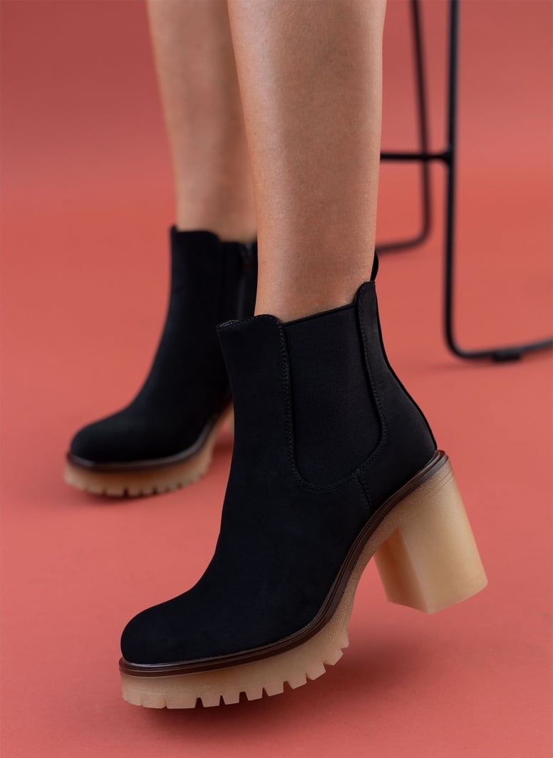Μποτάκια chelsea suede με κρεπ τακούνι ERYNN