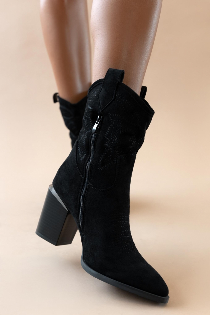Μποτάκια cowboy suede με ραφές