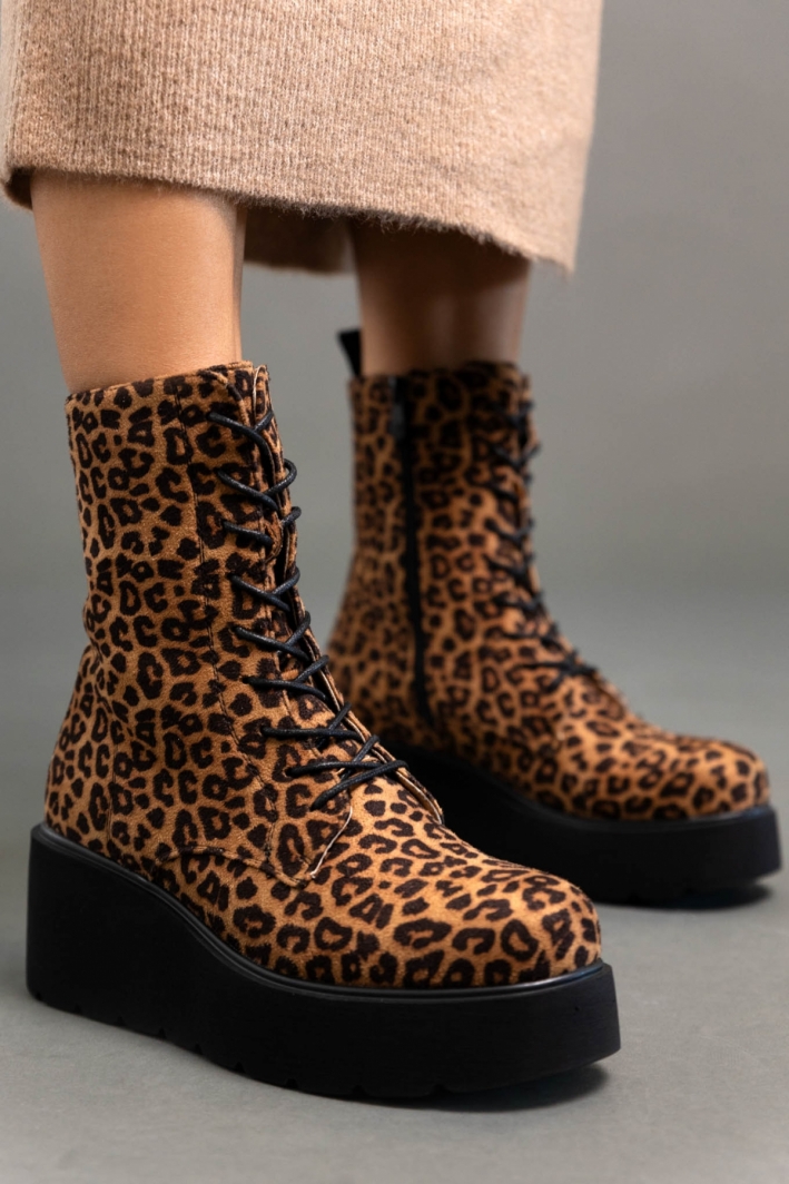 Μποτάκια platforms suede με print ERYNN