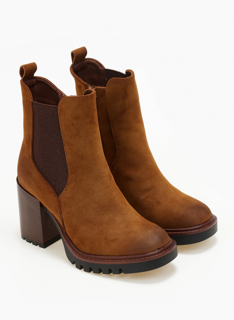 Μποτάκια suede chelsea με τακούνι Erynn