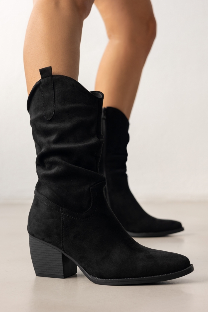 Μποτάκια suede cowboy μυτερά