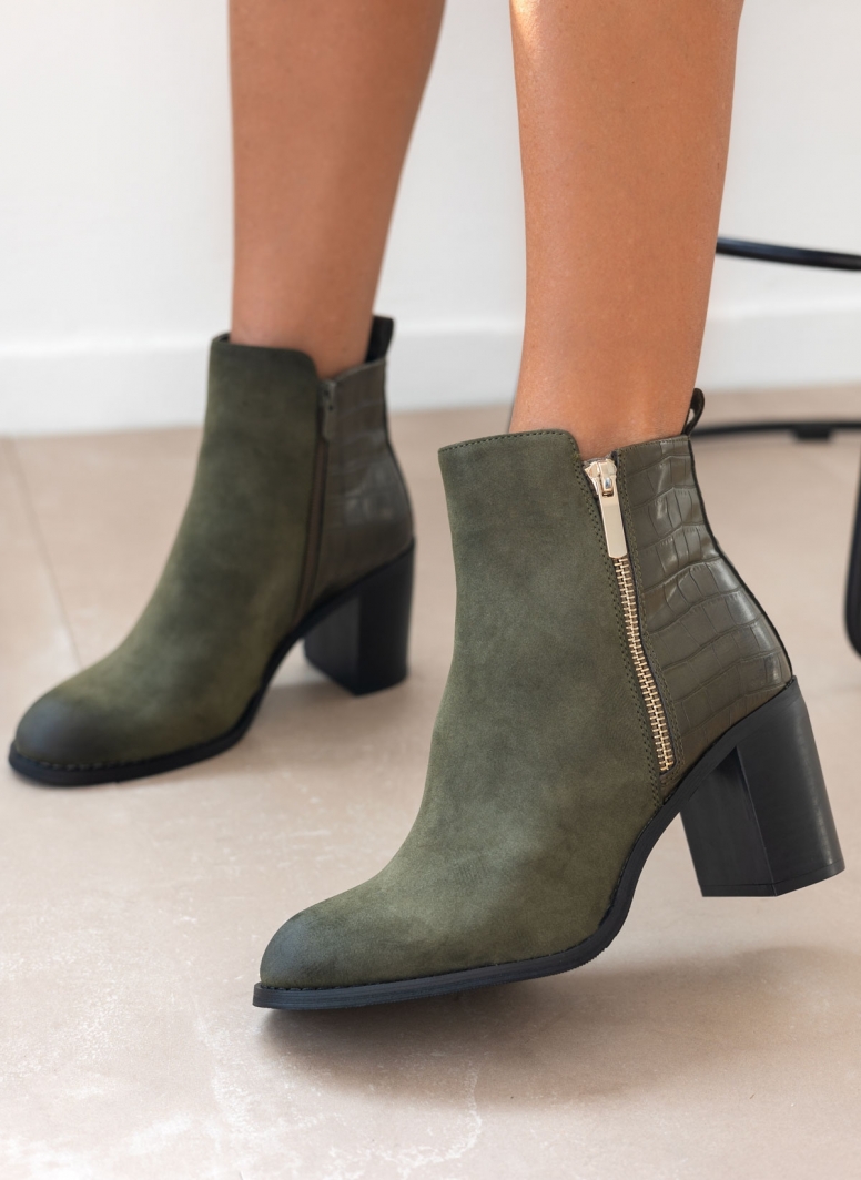 Μποτάκια suede με ανάγλυφο pattern Erynn