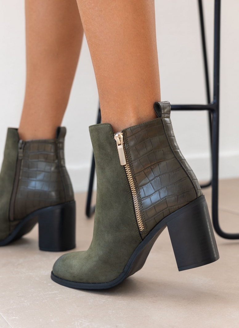 Μποτάκια suede με ανάγλυφο pattern Erynn