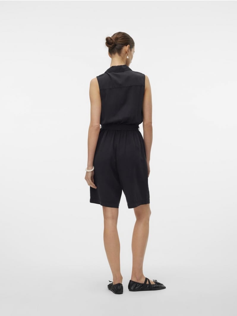Ολόσωμο σορτς με κουμπιά Vero Moda 10304914
