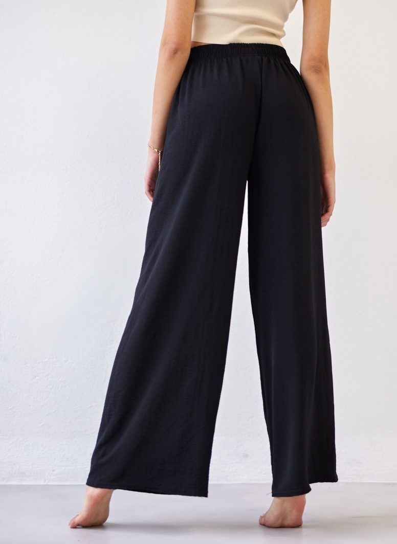Παντελόνα wide leg με strass καρδιά
