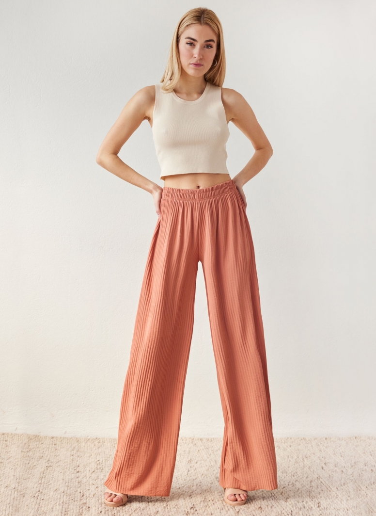 Παντελόνα wide leg πλισέ