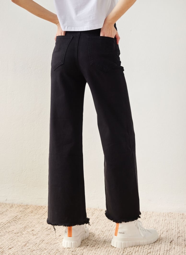 Παντελόνι τζιν wide leg με ξέφτια