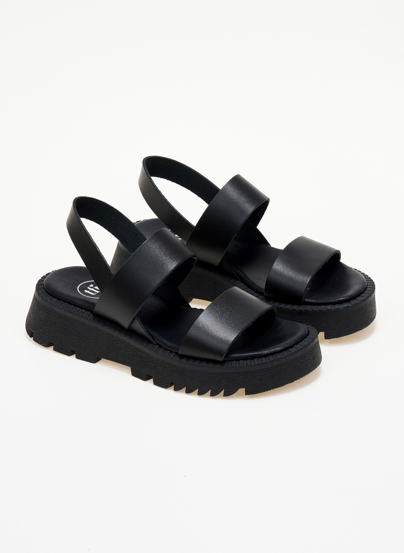 Flatforms δερμάτινα με chunky σόλα TFP