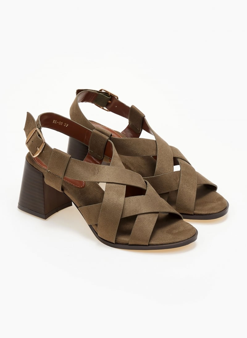 Πέδιλα suede με crossover φάσες ERYNN