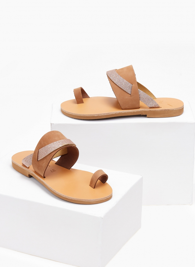 Σανδάλια δερμάτινα με ιδιαίτερη φάσα Iris Sandals