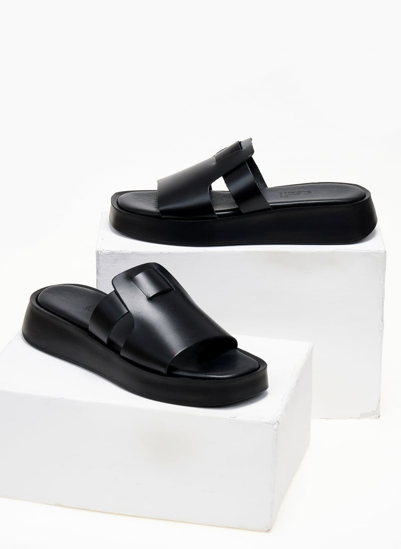 Σανδάλια δερμάτινα flatforms estil