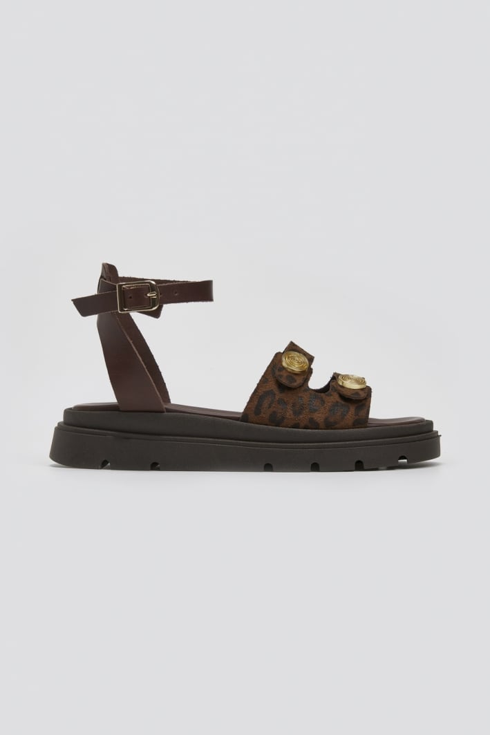 Σανδάλια δερμάτινα flatforms με print Tfp