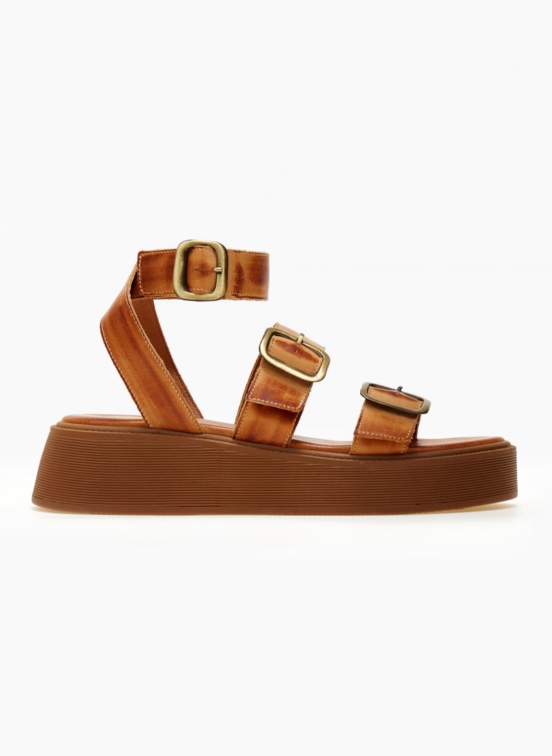 Σανδάλια δερμάτινα flatforms με τοκάδες TFP
