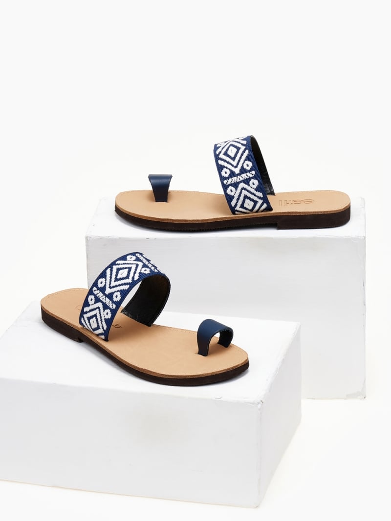 Σανδάλια δερμάτινα με boho φάσα Estil