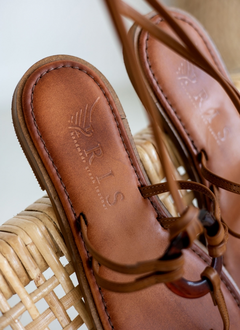 Σανδάλια δερμάτινα με κοκκάλινο σχέδιο Iris sandals