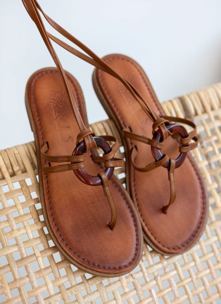 Σανδάλια δερμάτινα με κοκκάλινο σχέδιο Iris sandals