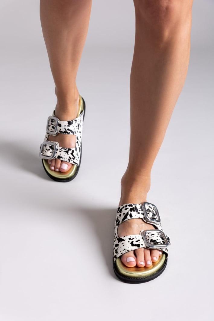 Σανδάλια δερμάτινα ponyskin με print Gioseppo