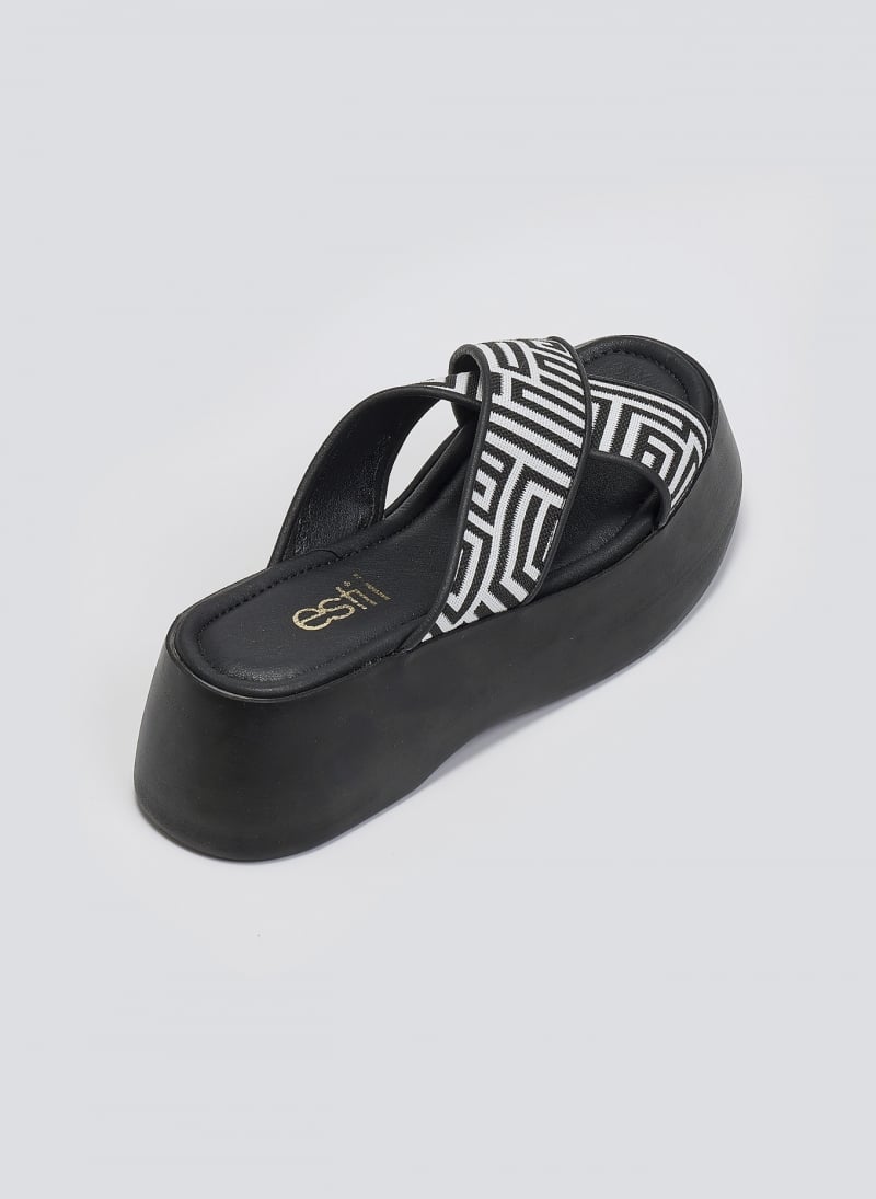 Σανδάλια flatforms crossover με print Estil