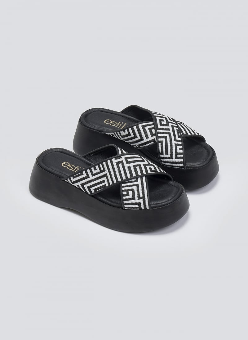 Σανδάλια flatforms crossover με print Estil