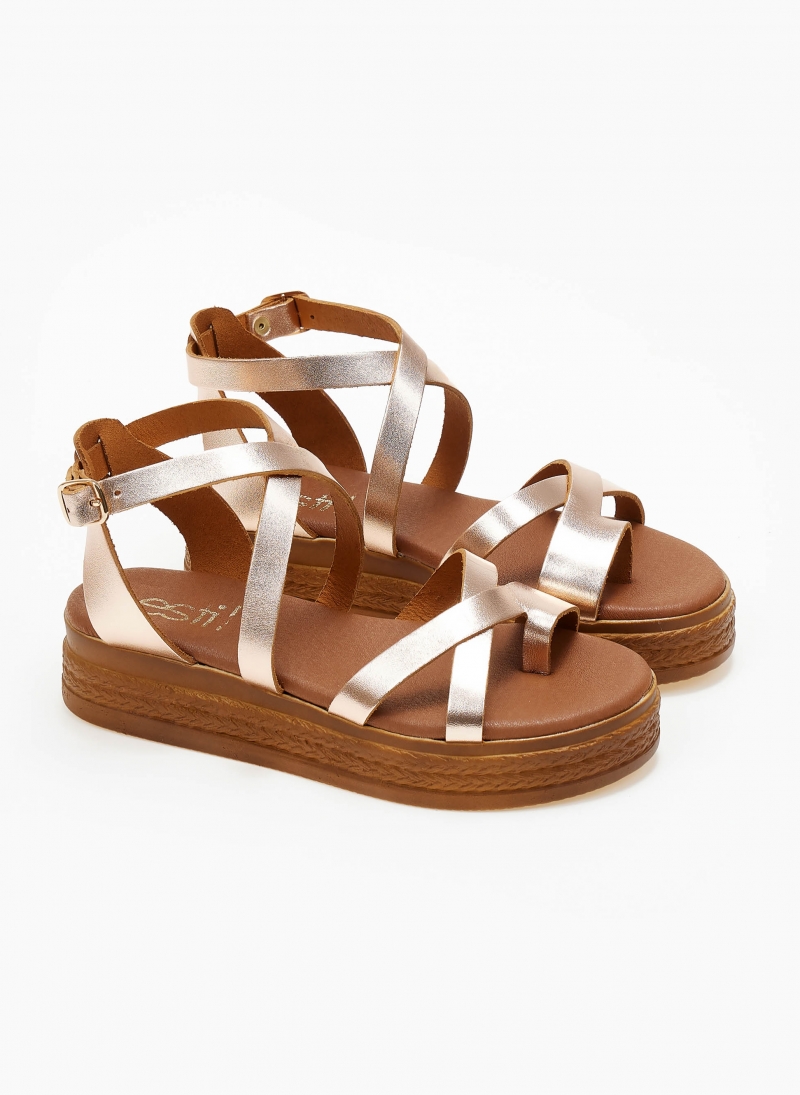 Σανδάλια flatforms δερμάτινα με crossover λουράκια Estil