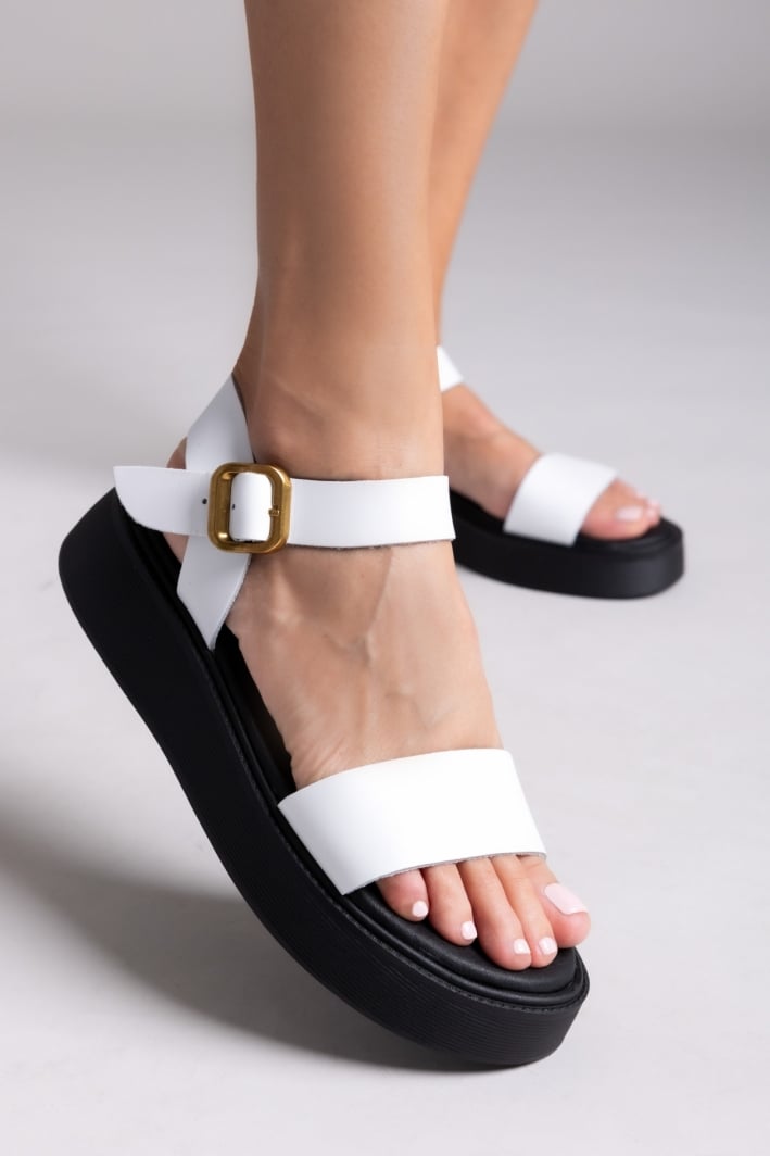 Σανδάλια flatforms δερμάτινα με μπαρέτα Estil