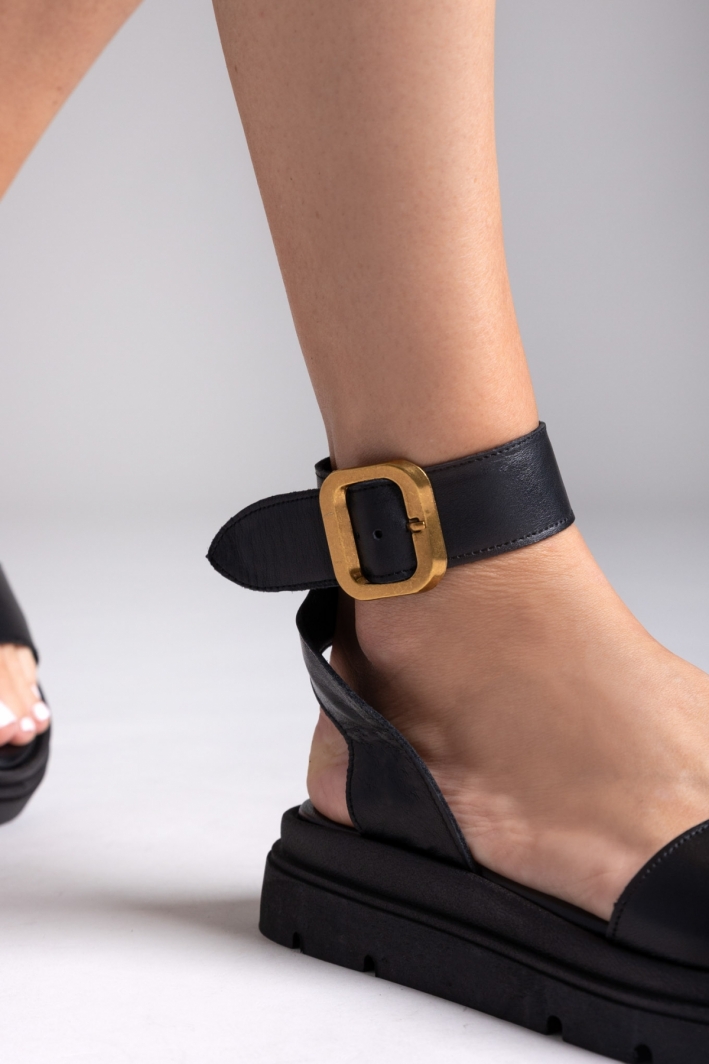Σανδάλια flatforms δερμάτινα με μπαρέτα TFP