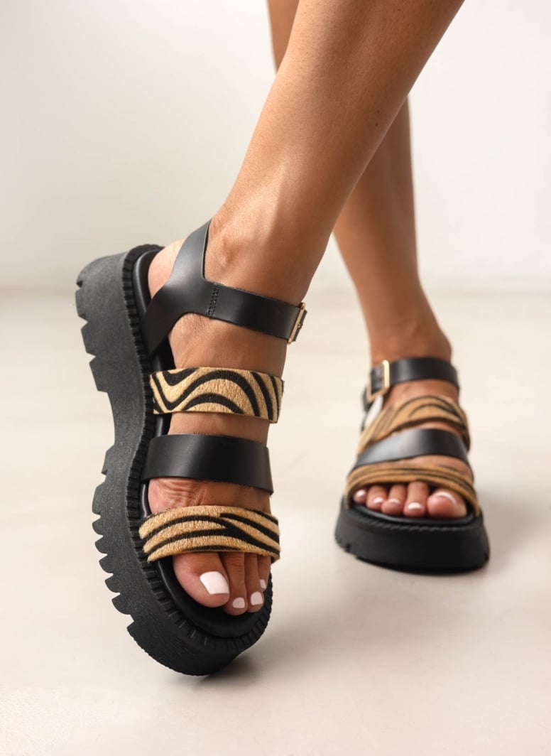 Σανδάλια flatforms δερμάτινα με συνθετικό ponyskin TFP