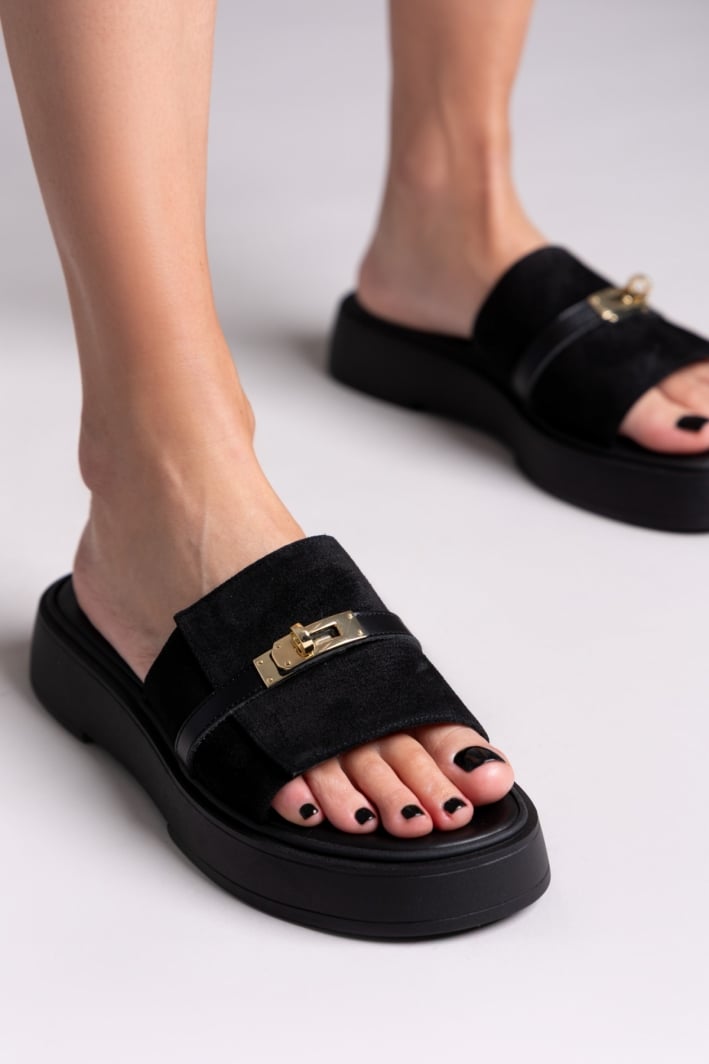 Σανδάλια flatforms καστόρινα με λουράκι iris