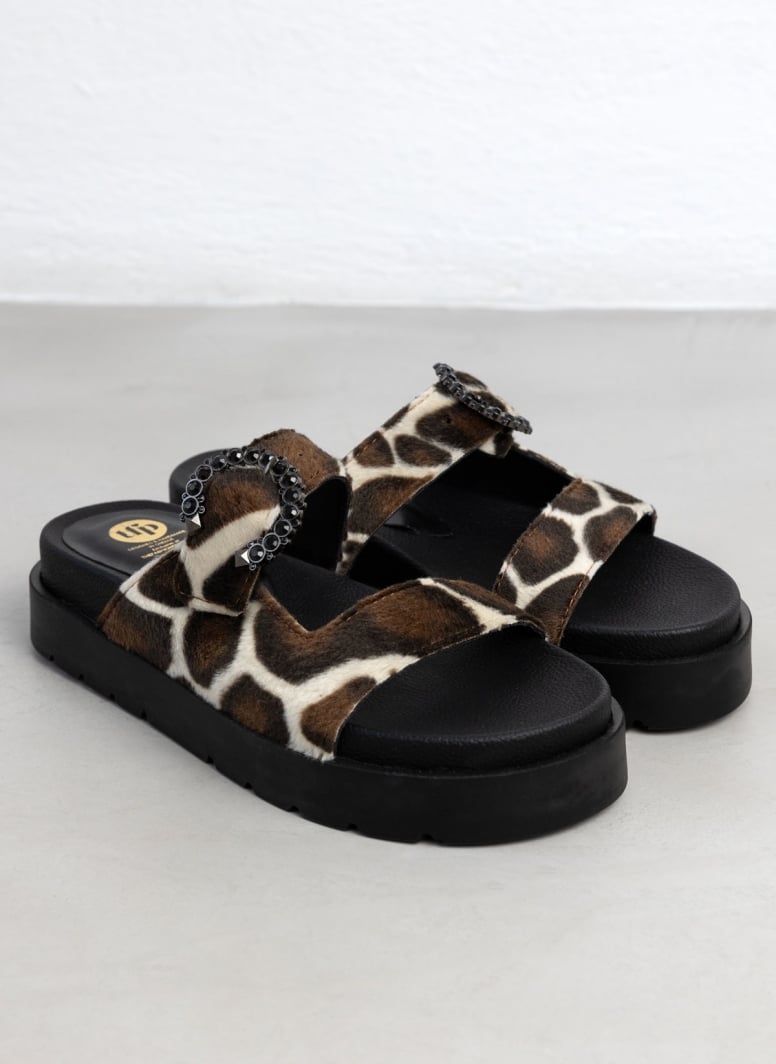 Σανδάλια flatforms με print και τοκά με στρας TFP
