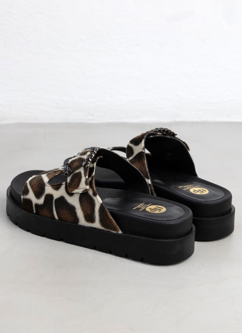 Σανδάλια flatforms με print και τοκά με στρας TFP