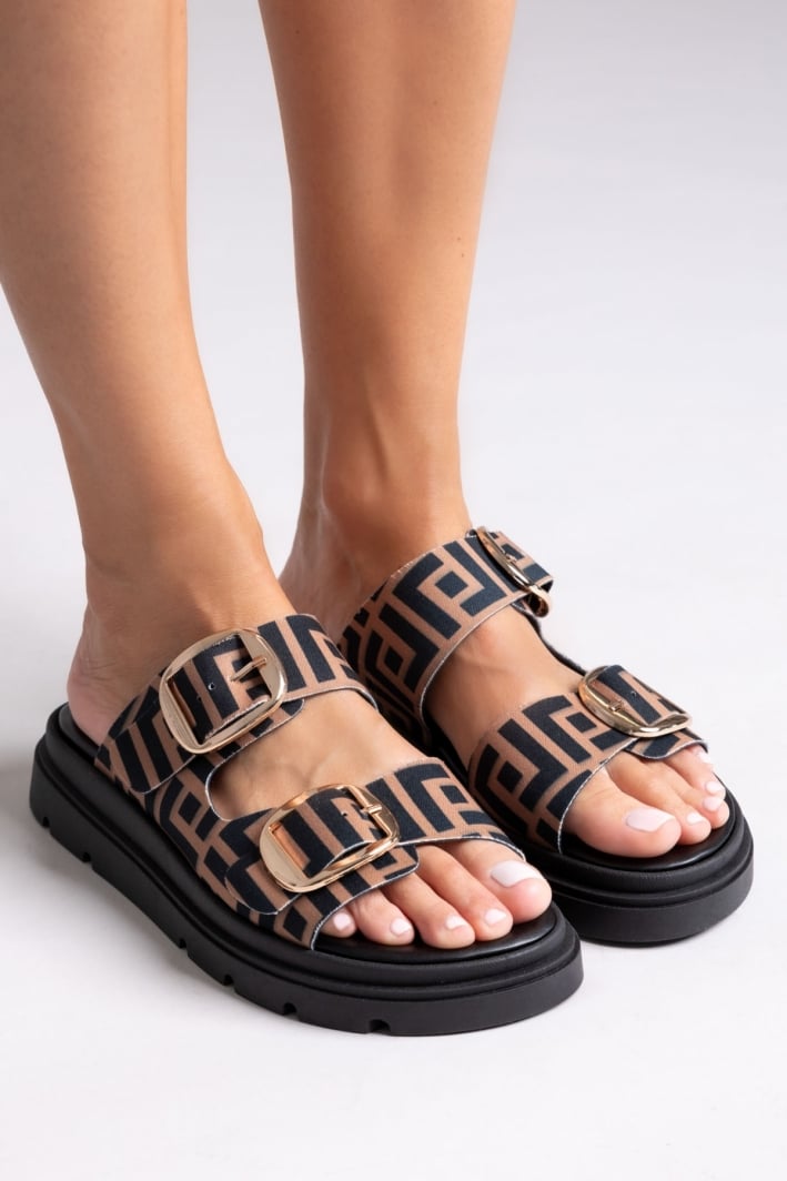 Σανδάλια flatforms με print Tfp