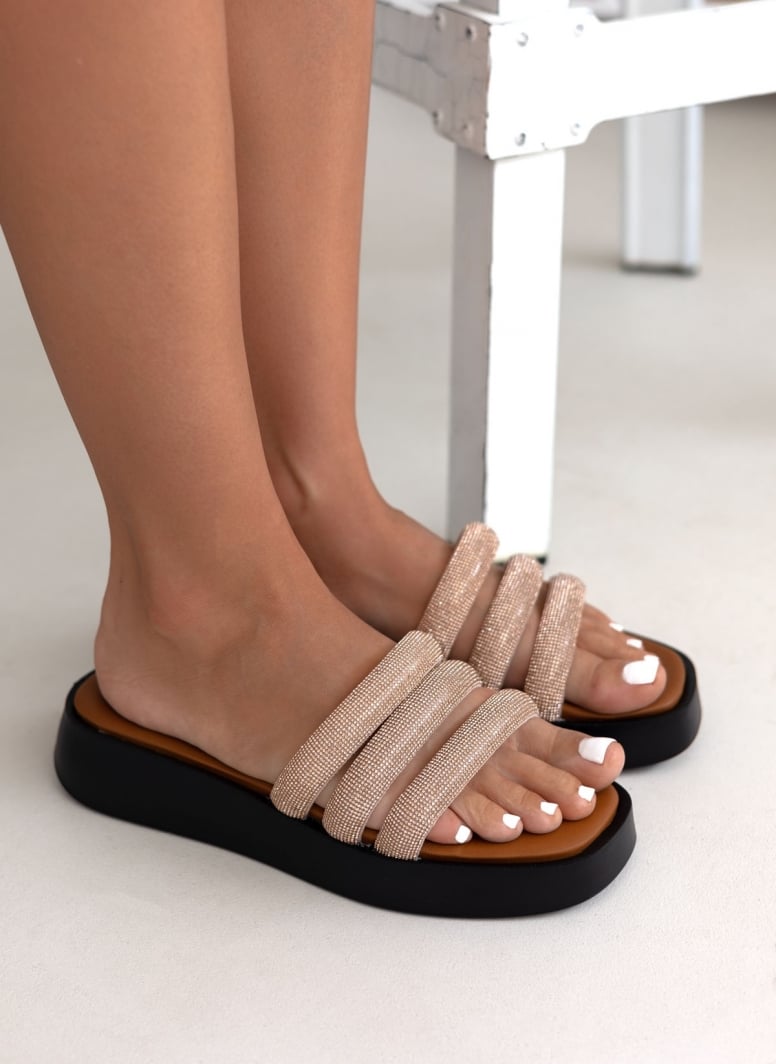 Σανδάλια flatforms με στρας tfp