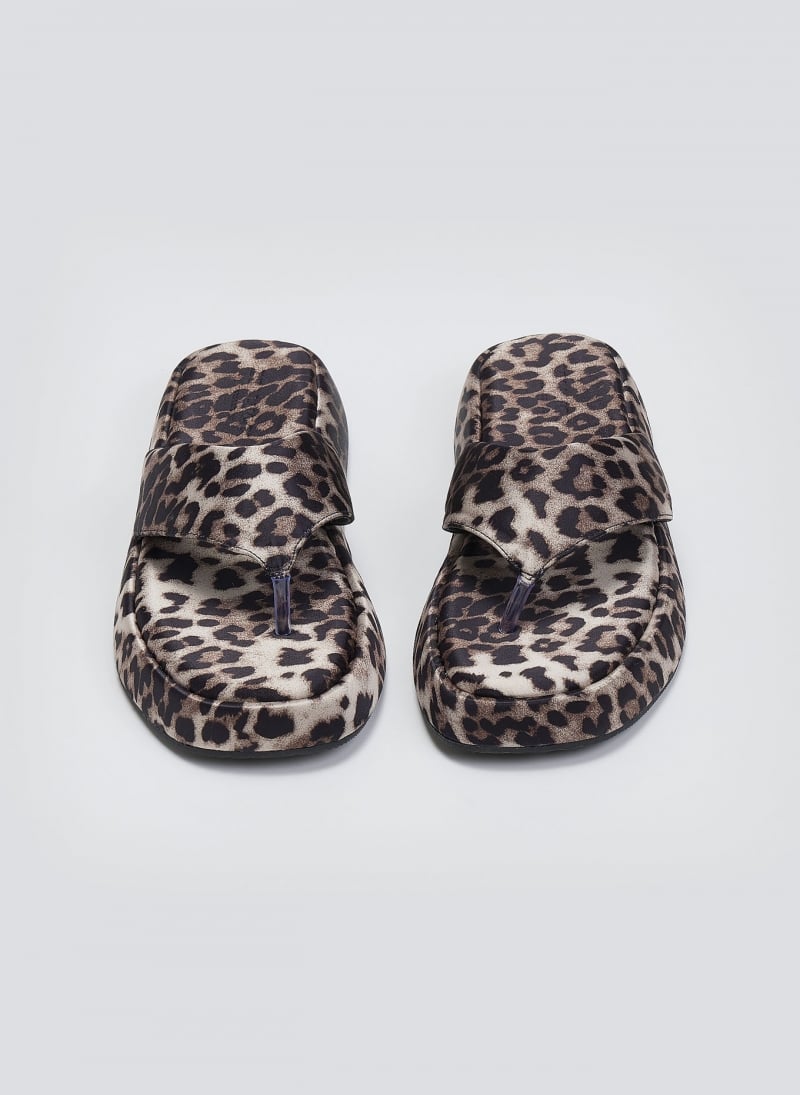 Σανδάλια flatforms υφασμάτινα με print
