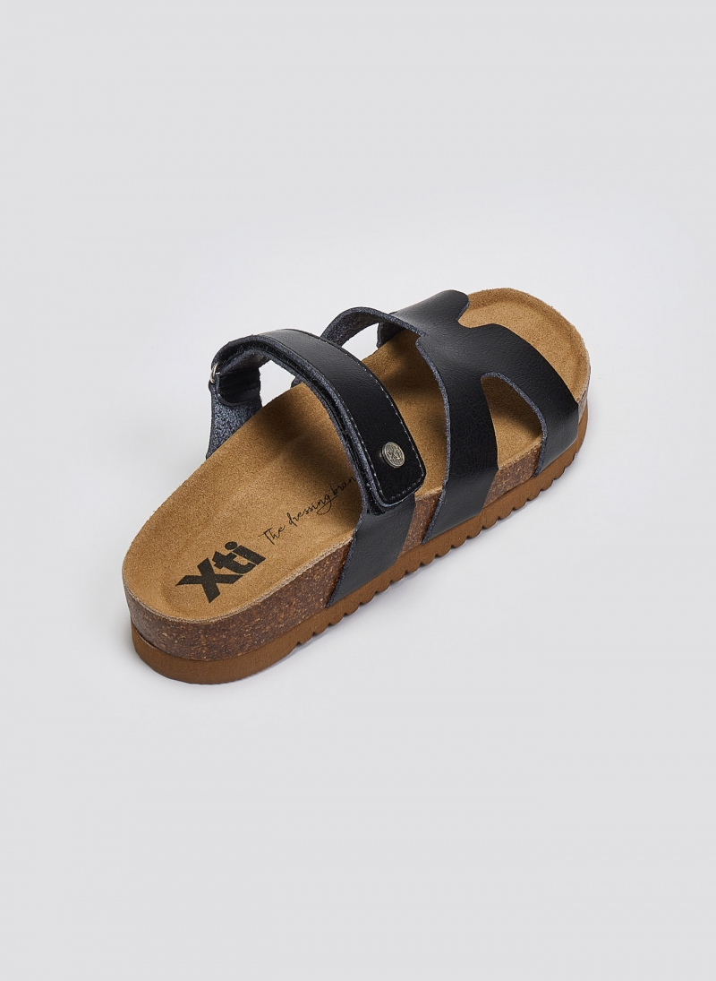 Σανδάλια με velcro Xti 144124