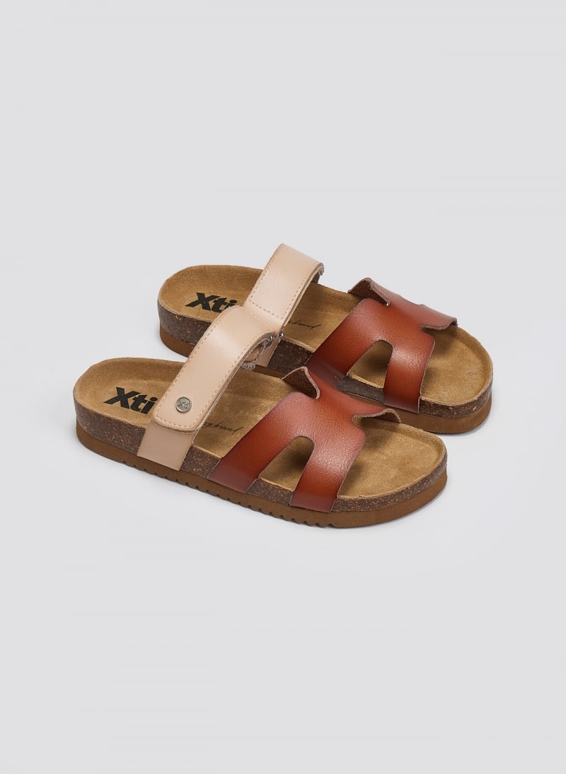 Σανδάλια με velcro Xti 144124