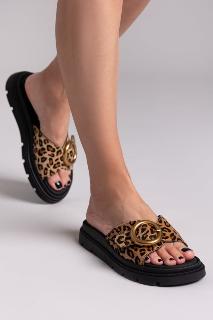 Σανδάλια ponyskin με print RAGAZZA