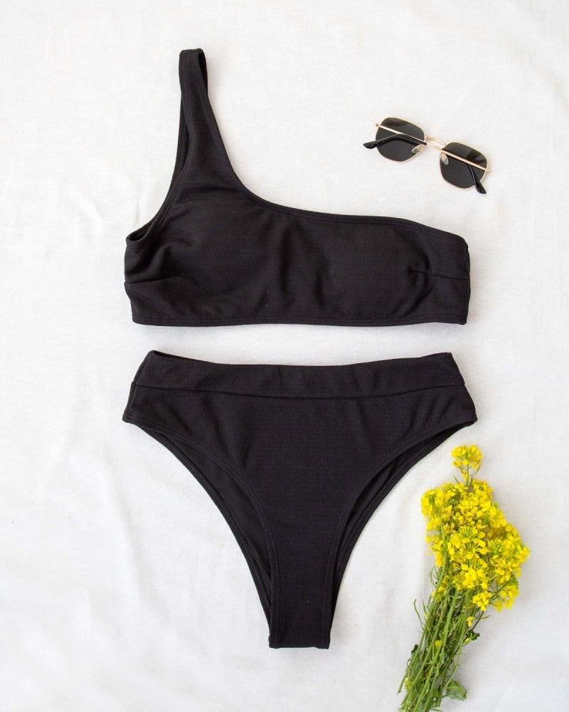 Σετ bikini με έναν ώμο