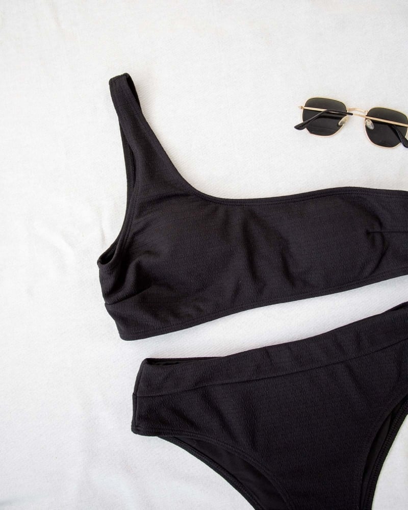 Σετ bikini με έναν ώμο
