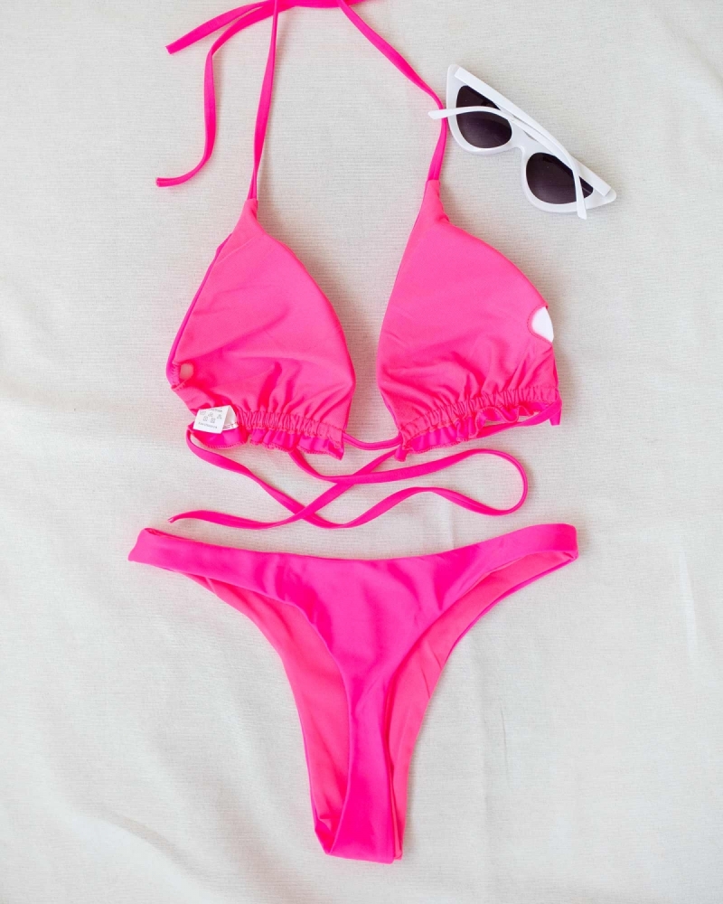 Σετ bikini με frilled λεπτομέρεια